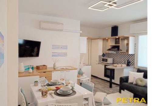 Appartamento via Deledda 7, 1. piano - Bilocale 4 posti letto  (San Benedetto del Tronto)